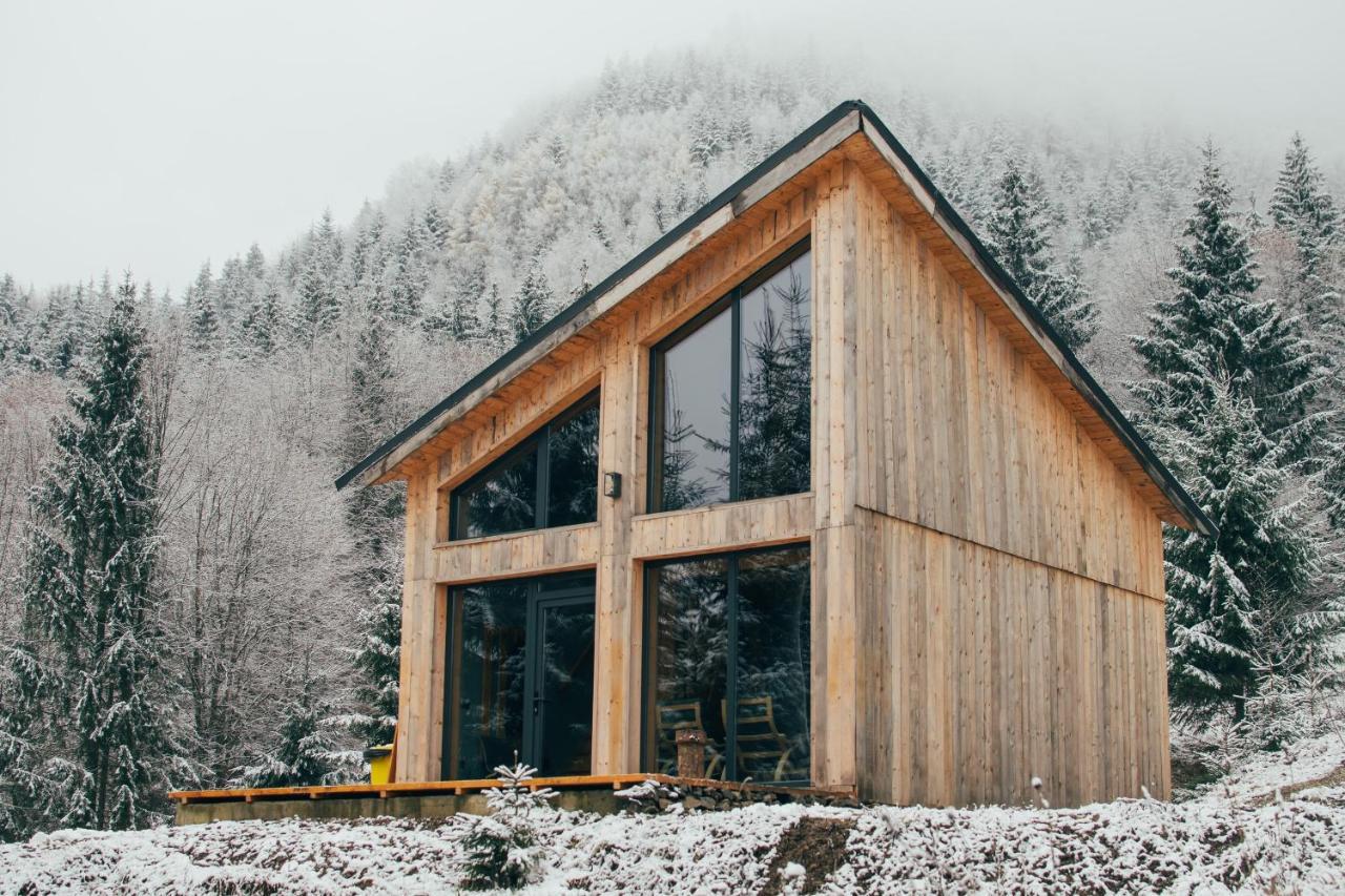 La Hambare Villa Colibita Luaran gambar